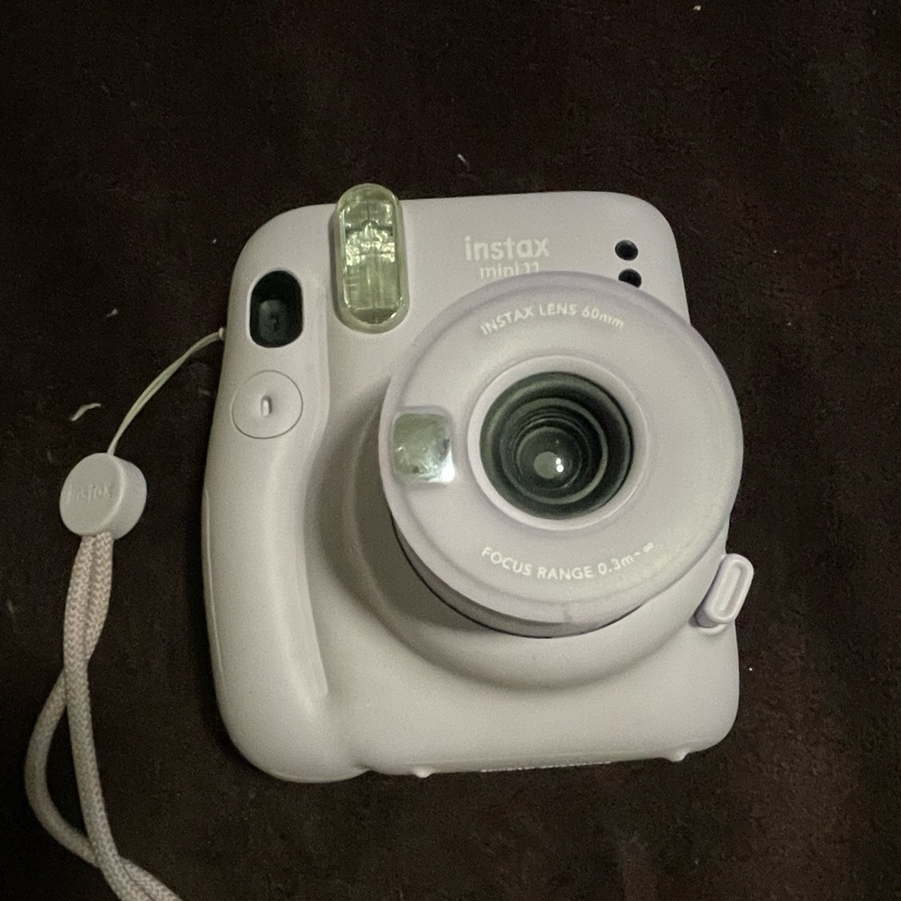 Fujifilm Instax Mini 11 Instant Camera - Lilac Purple